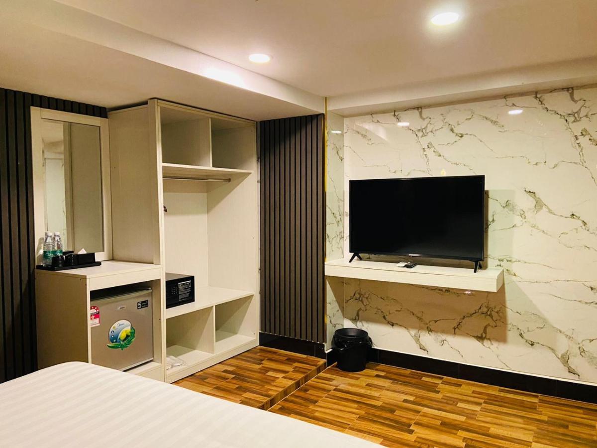 De Hotel พนมเปญ ภายนอก รูปภาพ