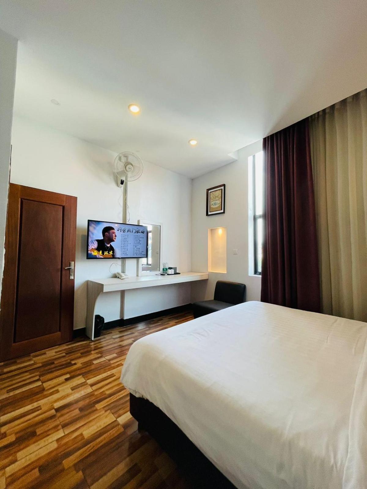 De Hotel พนมเปญ ภายนอก รูปภาพ