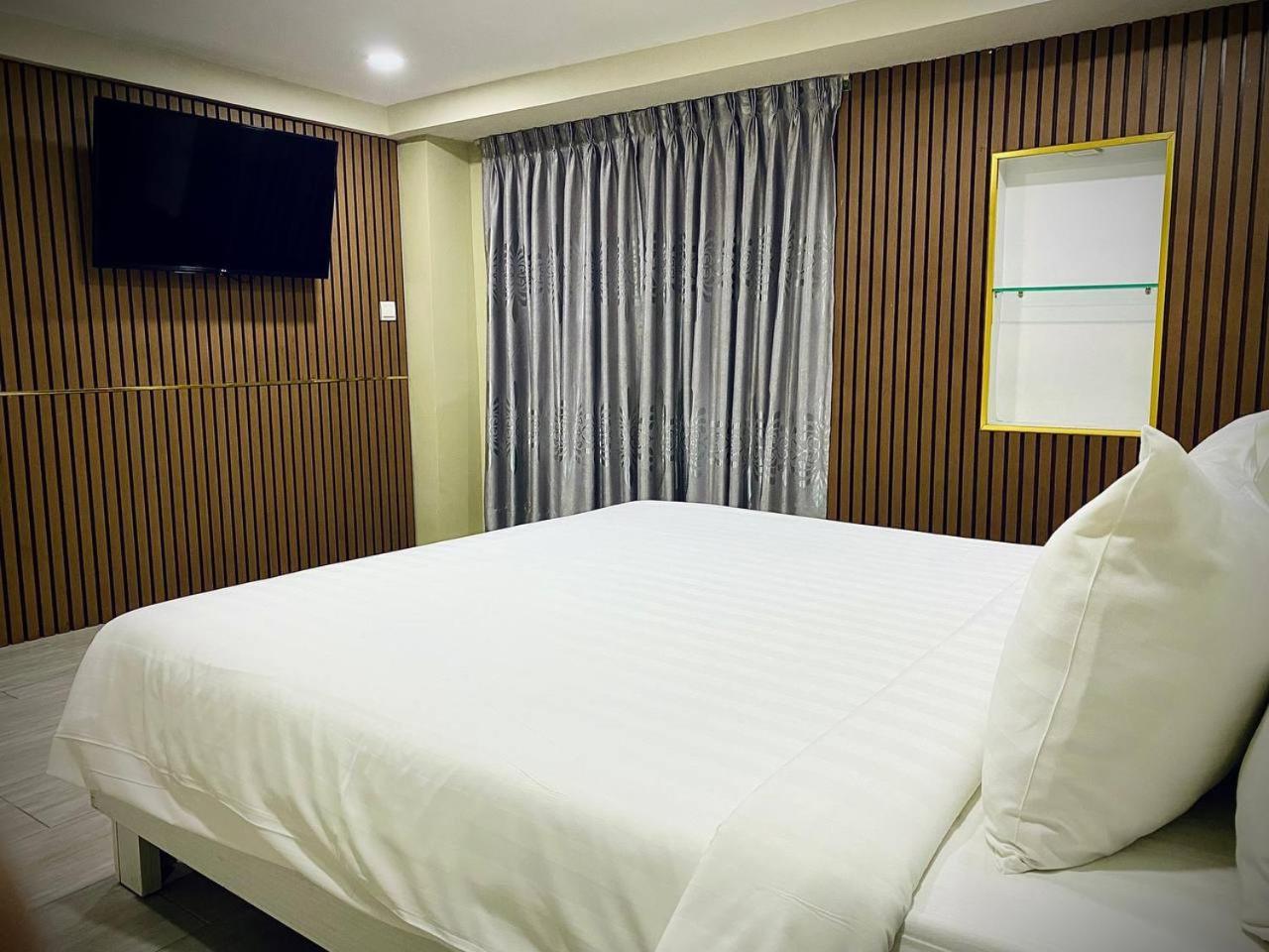 De Hotel พนมเปญ ภายนอก รูปภาพ